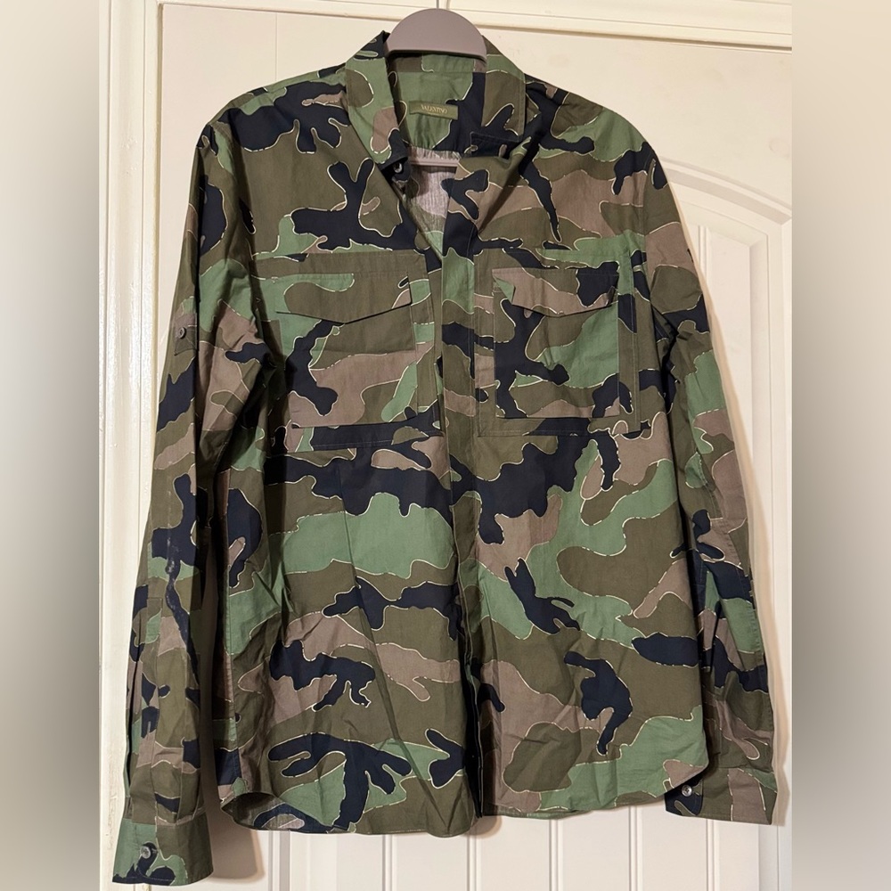 Authentic Valentino Made in Italy Camouflage Military Field Shirt Size 40/15 3/4